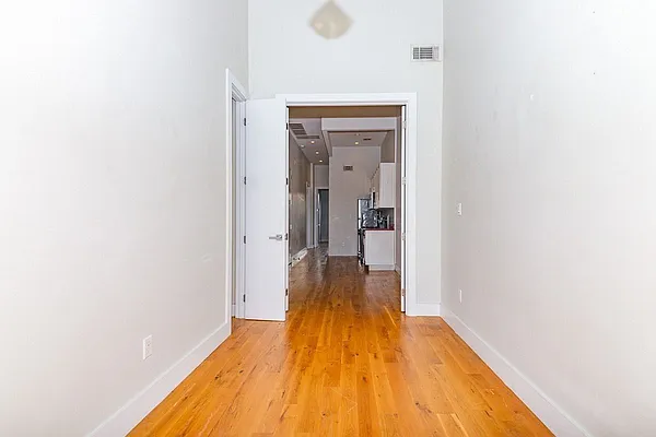 Rented by Brooklyn Group | media 11