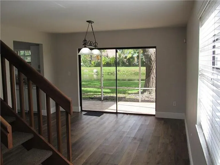 5240 SW 121st Ave — Photo 4