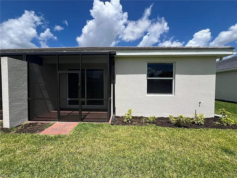 2320 Dragonfruit Way — Photo 24