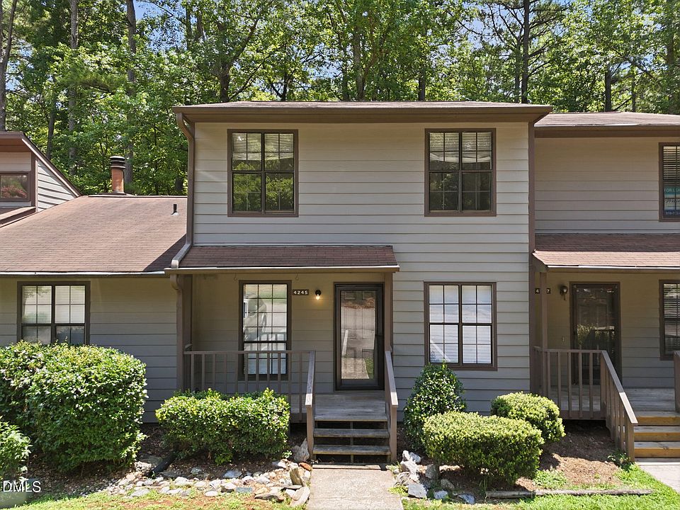 1st image of 4245 The Oaks Dr