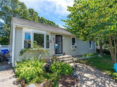 18 Allison Ct, Riverside, RI, 02915