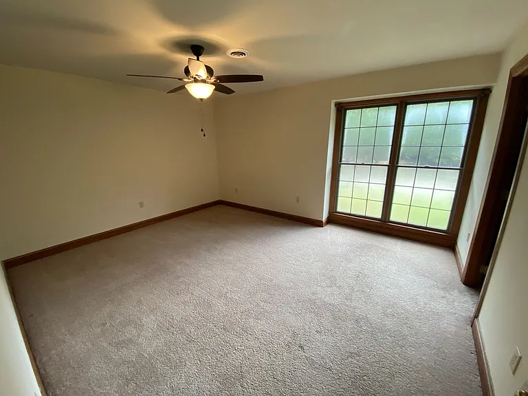 700 Grove Ave — Photo 27
