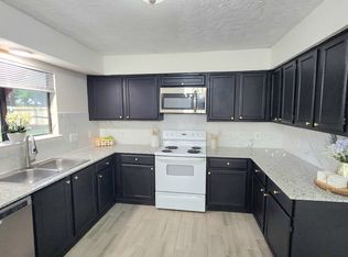 10047 Emerald Creek Dr, Houston, TX 77070