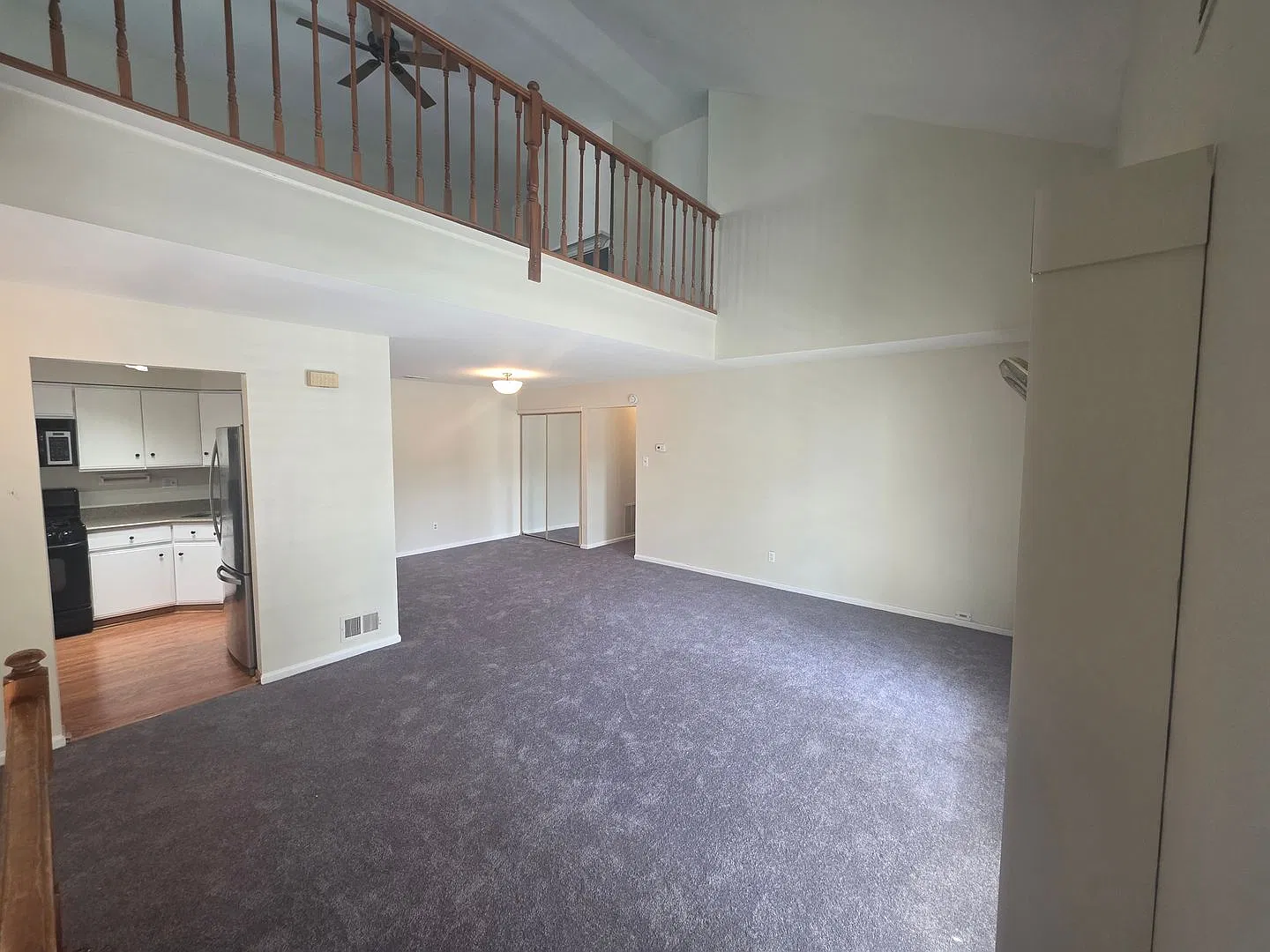 Charming 2BR/2BA Condo with Bonus Loft in Sought-After Tapestry — Photo 4