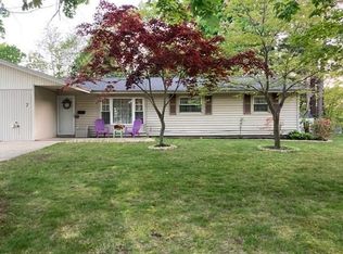 7 Copeland Rd, Framingham, MA 01701