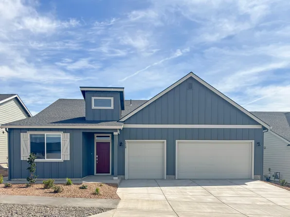 2548 NW Redwood Ave, Redmond, OR 97756