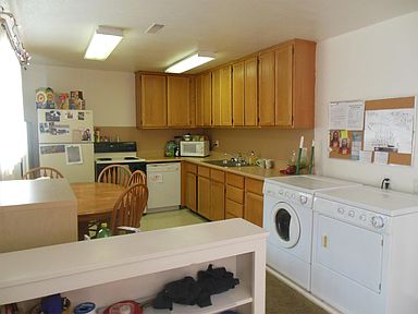 Kitchen/dining + washer/dryer