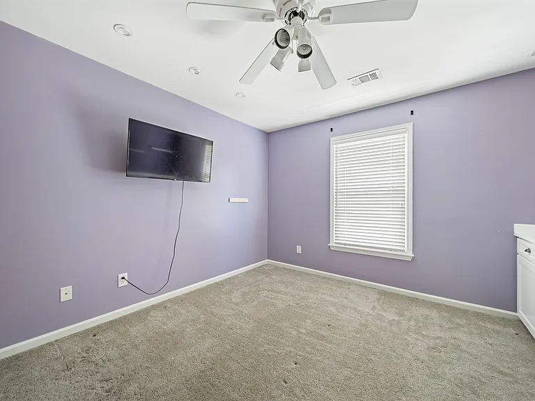375 White Rose Trce — Photo 25