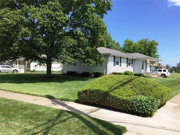 4th image of 2818 Marshall Ave
