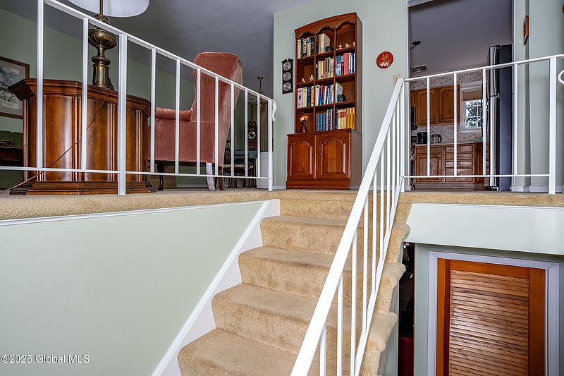 4th image of 3 Rita Court