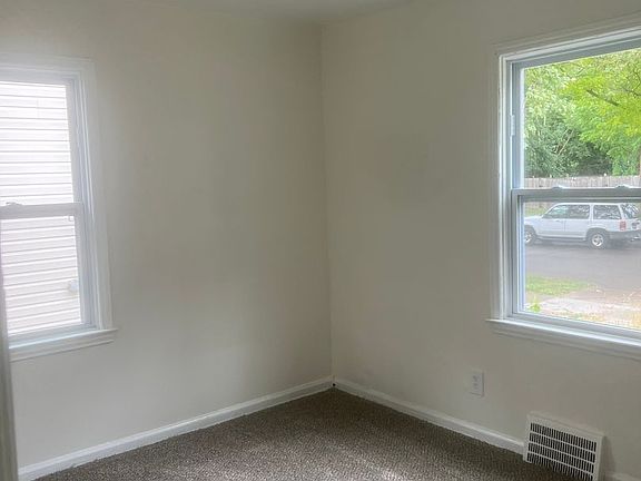 5th image of 19749 Glastonbury Rd