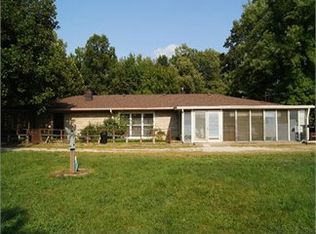 5477 S Yankeetown Rd, Boonville, IN 47601