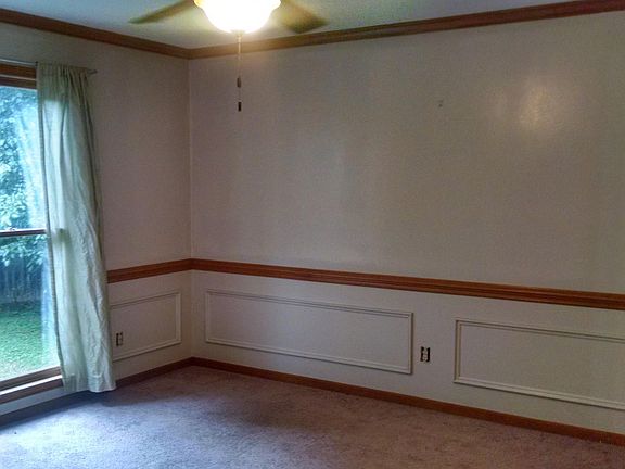Formal Dining off Living Rm