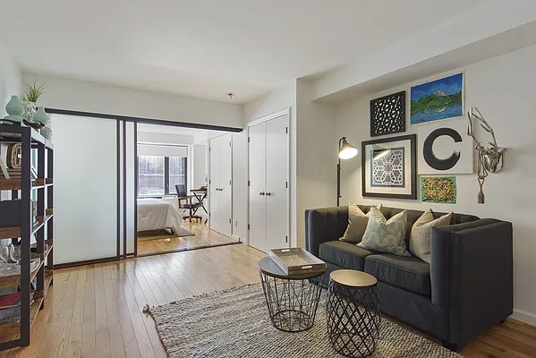Sold by Nest Seekers International | media 9