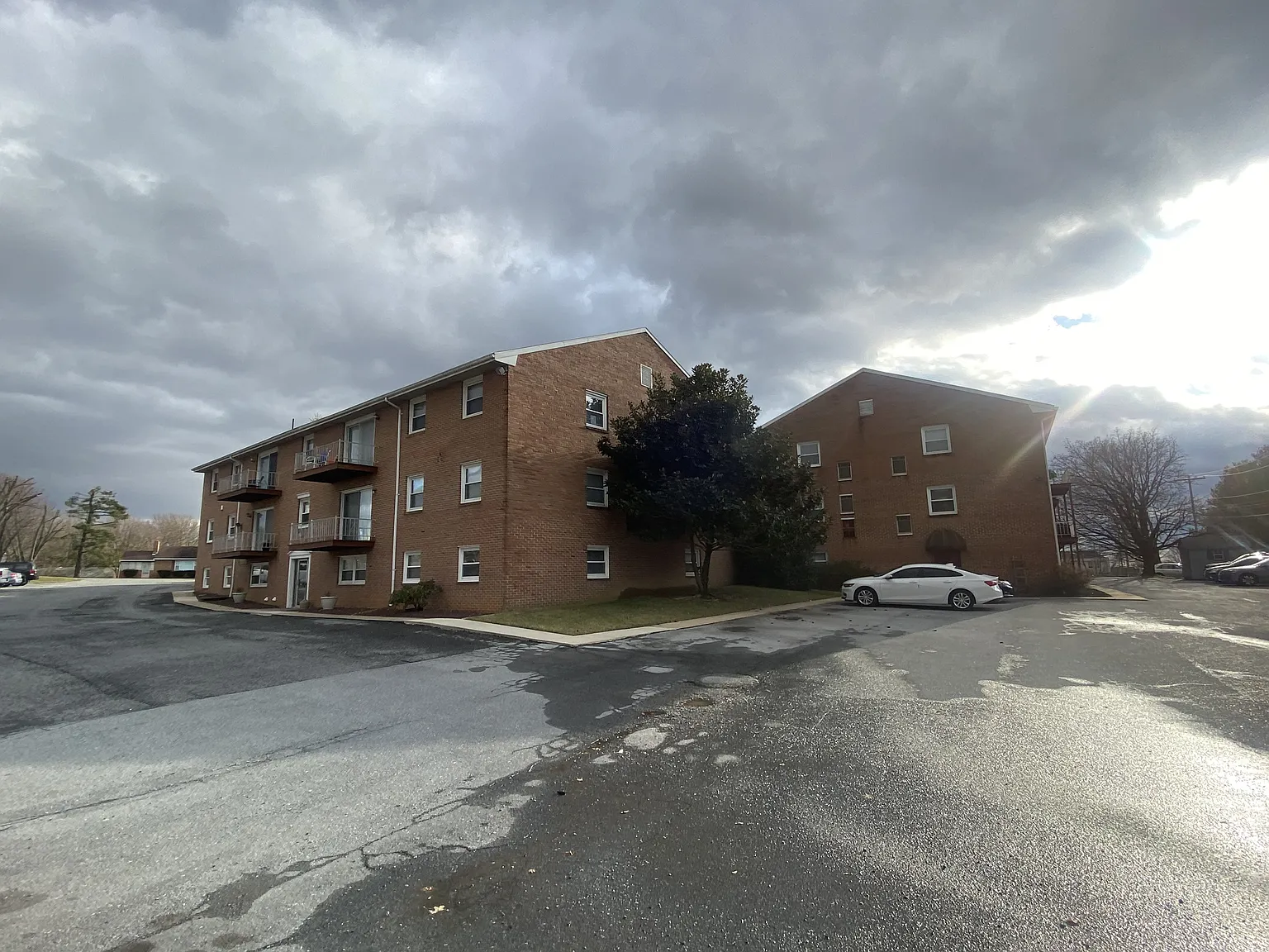 103 N. Edgewood Apt 8 - Apt 8 — Photo 3