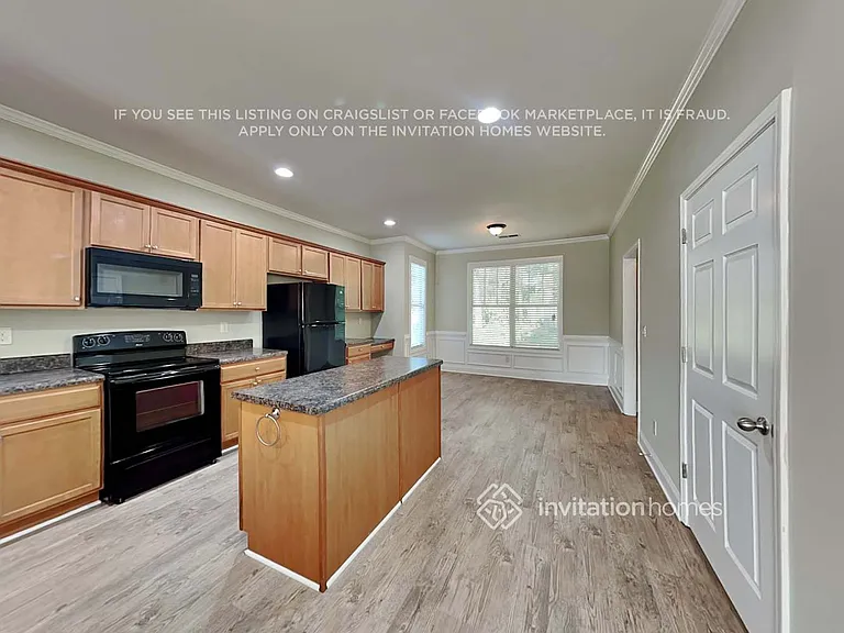 112 Al Jennah Blvd — Photo 7