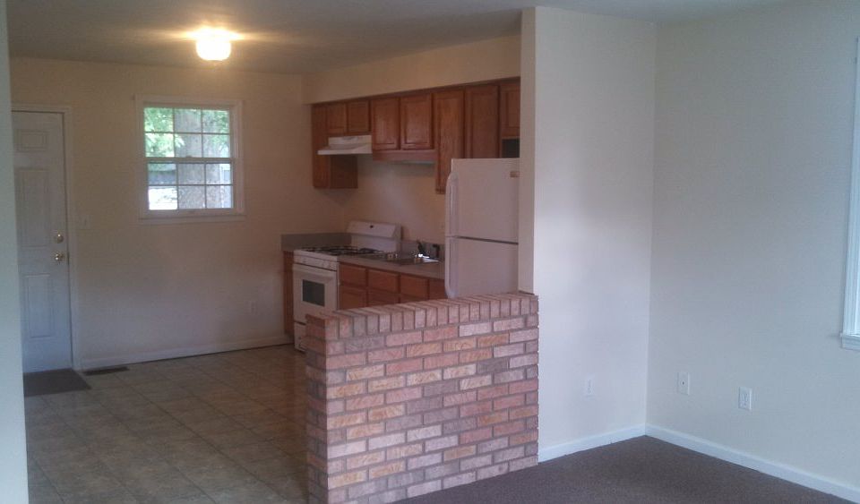 1st image of 1740 Montgomery Ave