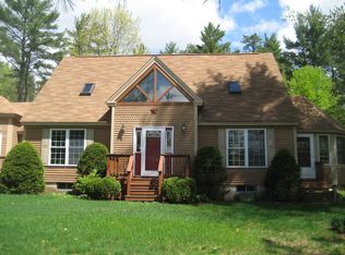 10 Lakeside Dr, Milton, NH 03851