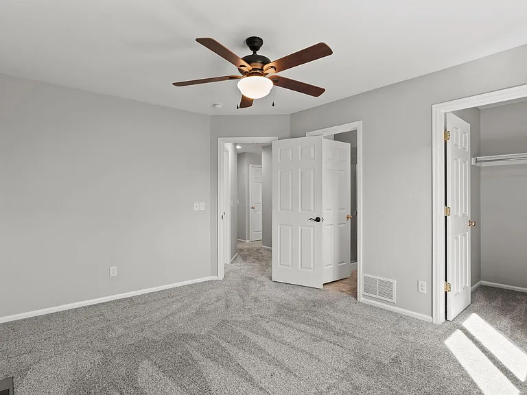 2067 Woodpark Dr — Photo 17