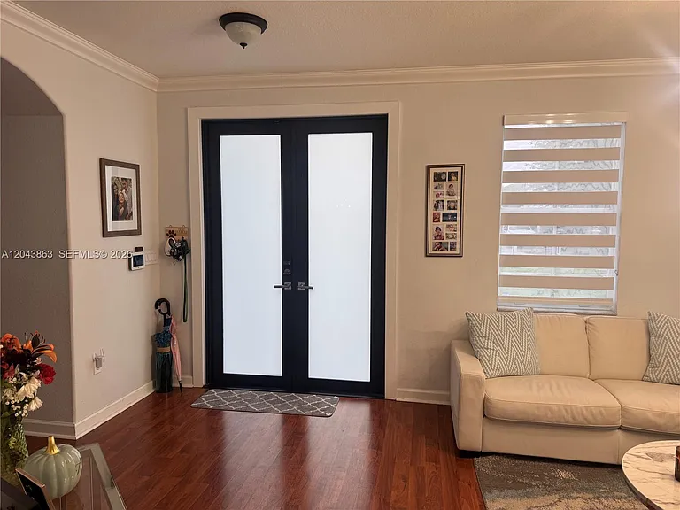 15376 SW 13th Ter — Photo 3