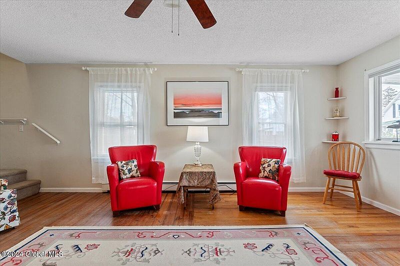 4th image of 144 Middle Avenue