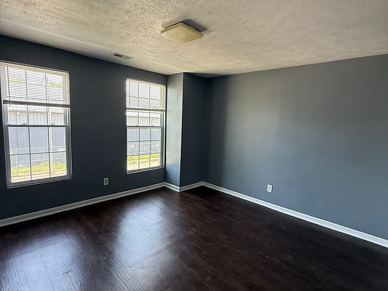 39 S Yale Ave #39 — Photo 4