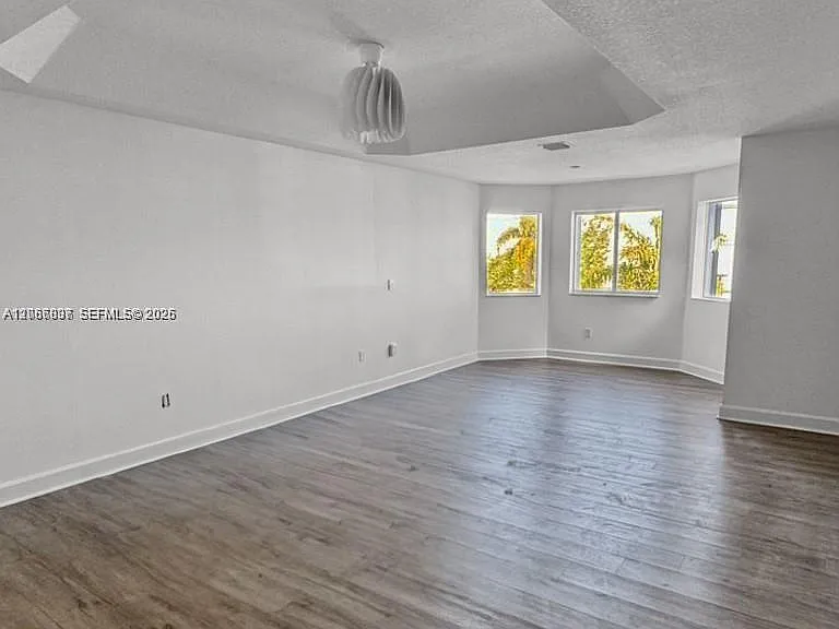 7317 NW 107th Pl — Photo 9