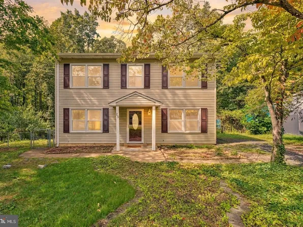 25 Willow Branch Pl, Fredericksburg, VA 22405
