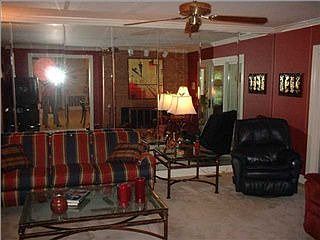 3rd image of 800 Thorpe Dr