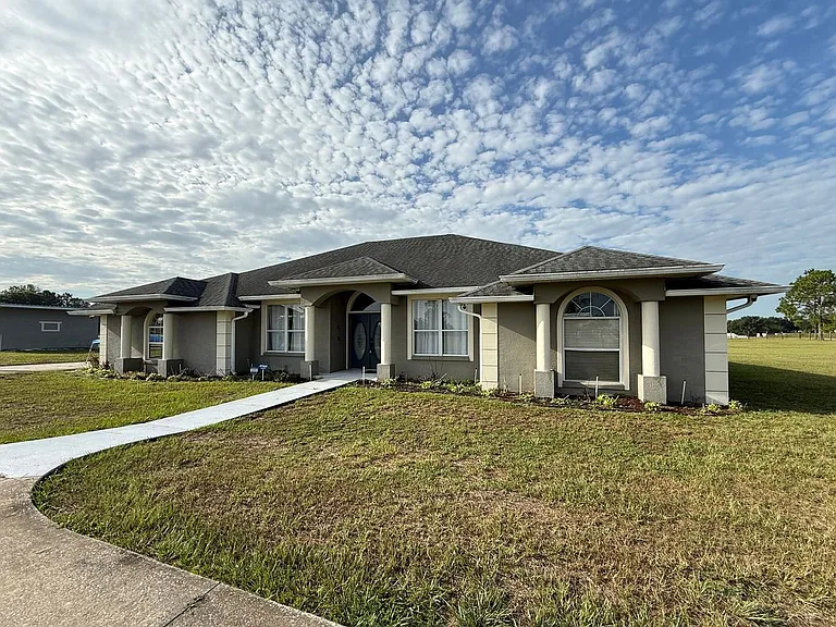 11400 Lovers Ln — Photo 17