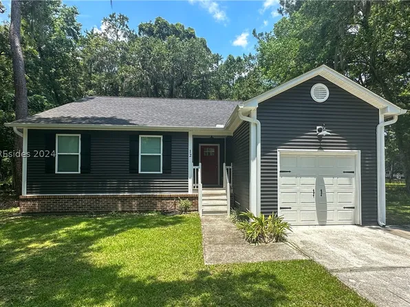 12 Arbor Ln, Saint Helena Island, SC 29920