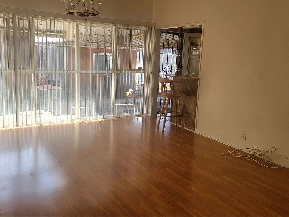 1st image of 9676 Calmada Ave