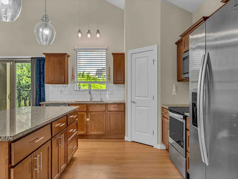 3327 Merced Dr — Photo 12