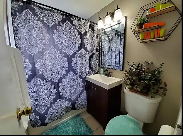 3827 Waller Ave — Photo 3