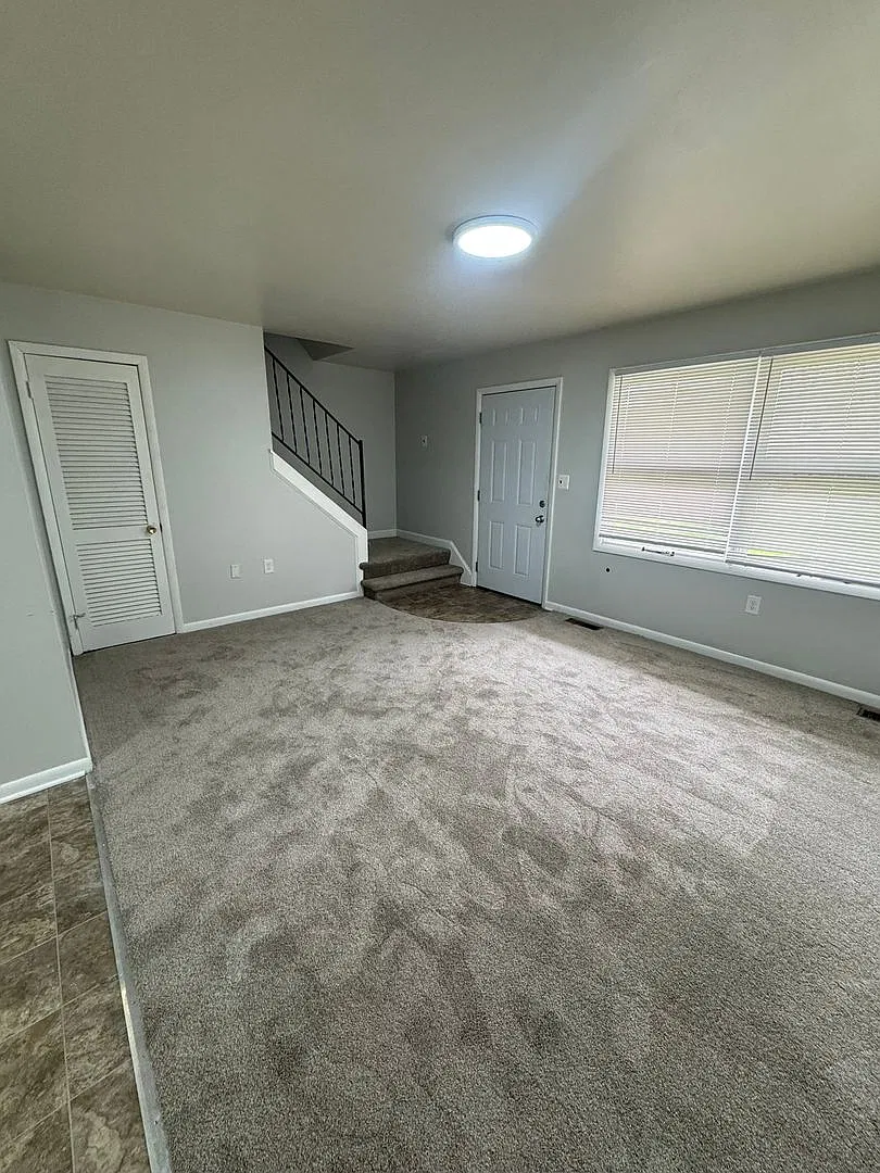 (MR) 847-853 Tydings — Photo 2