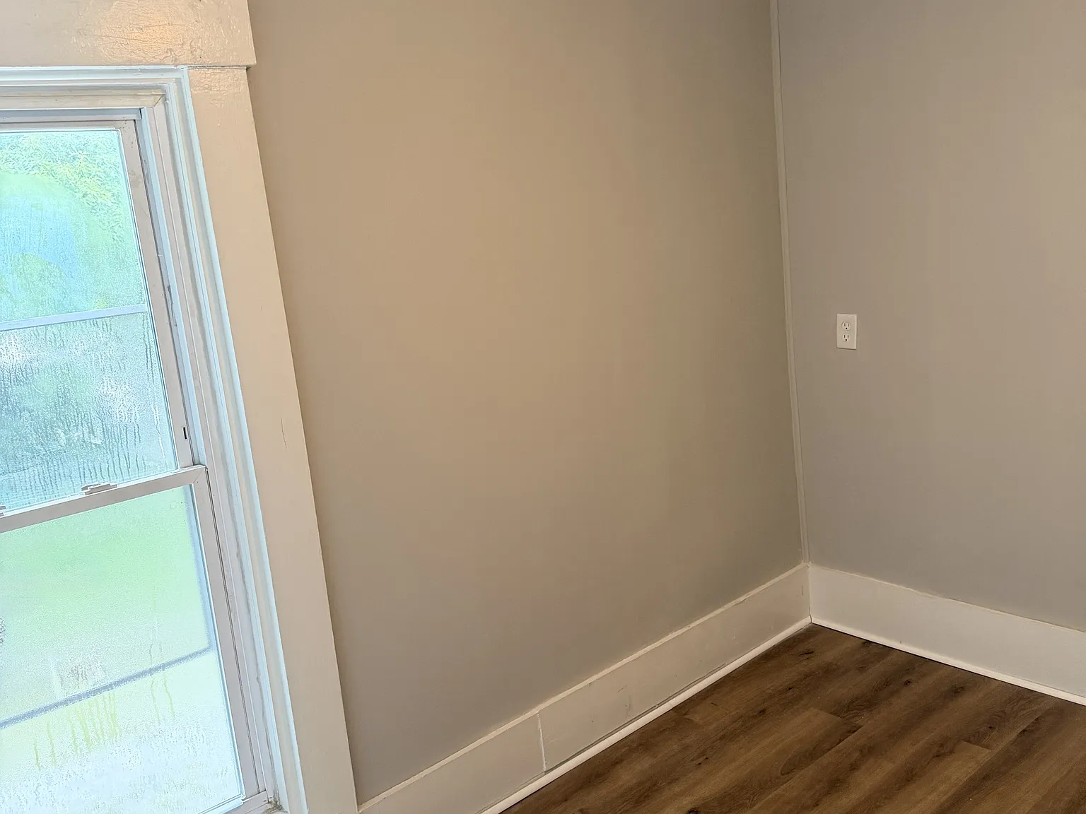 756 Benson - 1 — Photo 4