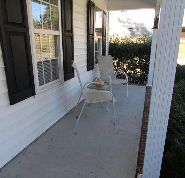 306 Laurel Ave — Photo 8