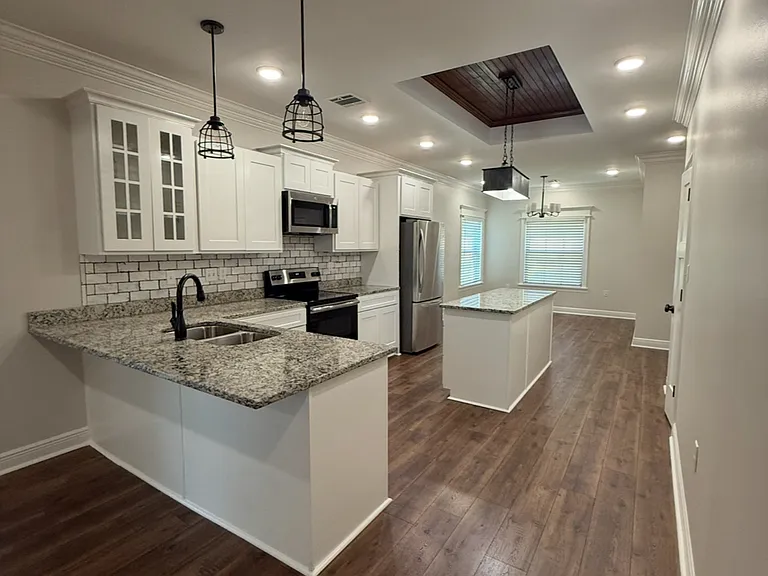431 Kendall Ridge Dr — Photo 3