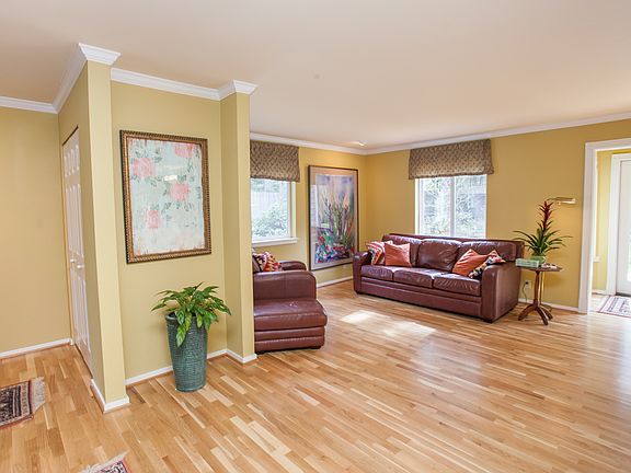 5th image of 8479 Ferncliff Ave NE