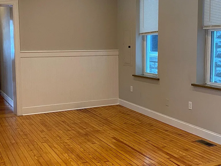 Living room (partial). Combined with kitchen 14' x 25'