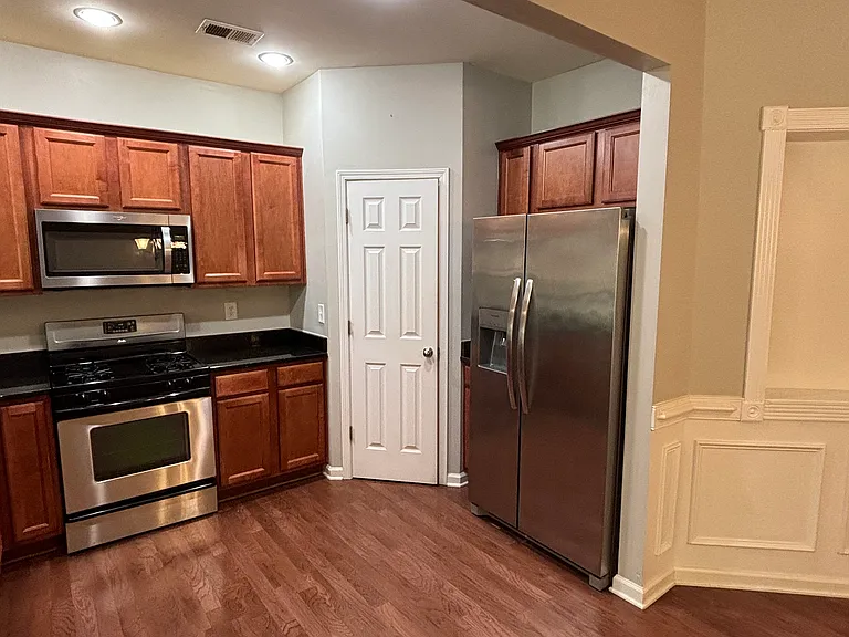5112 Sherwood Way — Photo 11