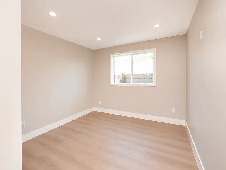 591 E 9th St #2 — Photo 10