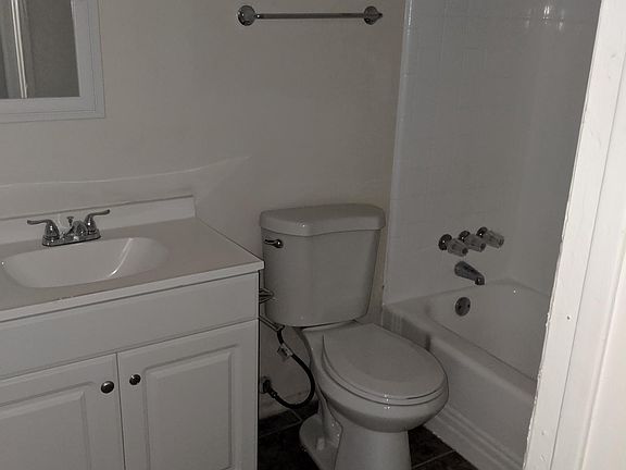 4th image of 1625 W Missouri Ave #7