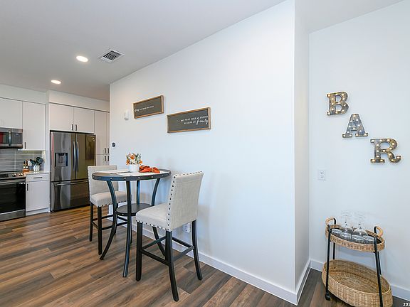 4th image of 2165 Gabriels  Place #1212