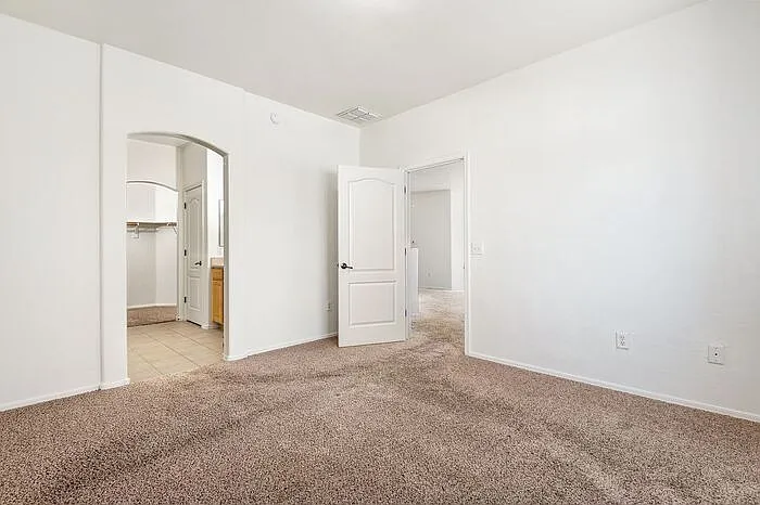 6694 S Avenida — Photo 14