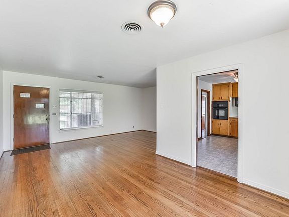 5th image of 1803 Ansbury Dr