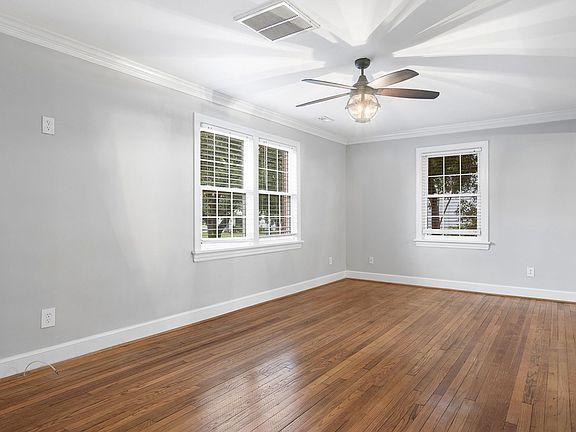 5th image of 6213 W Franklin St