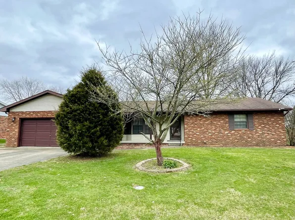 1805 Gregory Dr, Olney, IL 62450