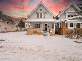 1023 Shadowlawn Dr, Toledo, OH 43609