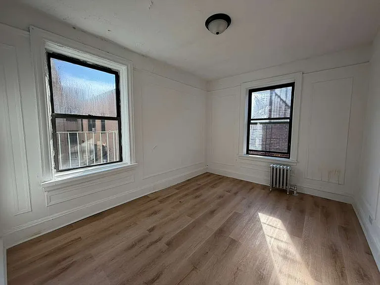 1738 University Ave #6G — Photo 6